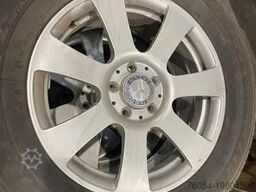 Bridgestone *Mercedes velgen 17 inch met Bridgestone banden...