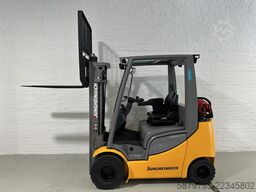 Jungheinrich TFG 320s