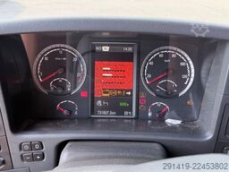 SCANIA R490 6x4 Holzlkw mit Epsilon Kran Bj 2017
