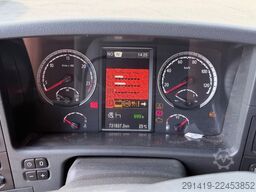 SCANIA R490 6x4 Holzlkw mit Epsilon Kran Bj 2017