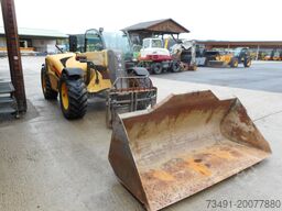 New Holland LM732