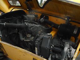 New Holland LM732