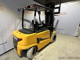 Hyundai 50B-9
