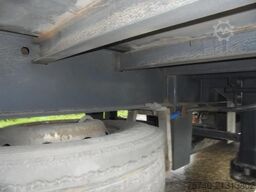 Renders RMAC 9.9 2 AXLE + Combi