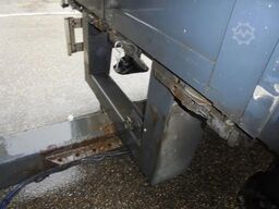 Renders RMAC 9.9 2 AXLE + Combi