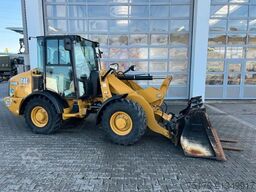 CAT 906M / 2020 / nur 480h / Gabel / Schaufel