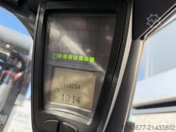 LINDE H25T-02/600 triplo480 FREELIFT/SIDESHIFT/VORKVERSTELLER 2016 LPG