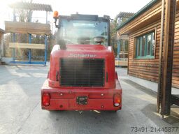 Schäffer 900 T mit Teleskoparm