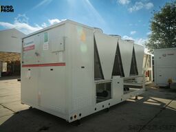 Used Industrial Chiller CLIMAVENETA - 270 kW | With warranty