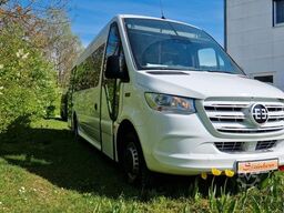 MERCEDES-BENZ Elektro Heckniederflur Bestellfahrzeug