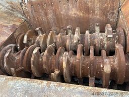  Arjes Titan 900 / Shredder