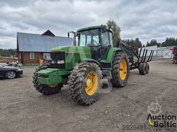 John Deere 7700