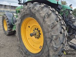 John Deere 7700