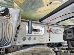 Liebherr A 902 Litronic