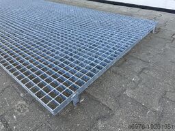 Gesamttiefe: 2.460 mm / Gesamtbreite: 1.130 mm / / MW: 35 x 40 mm / GR-126