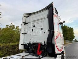 Mercedes-Benz Actros 5 / 1851 StreamSpace/Kipphydraulik/Stand...