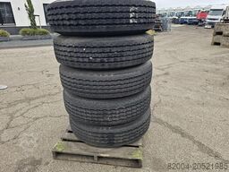 MICHELIN 275/80 R 22.5
