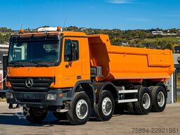 Tipper truck MERCEDES-BENZ Actros 4144 * KIPPER 8x8 * Top Zustand!