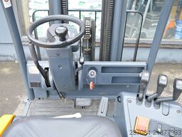 Jungheinrich EFG 320
