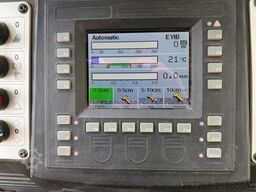 BOMAG BW174AP-4 AM / 2011 BJ / Streuer