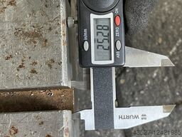 UNBEKANNT Maschinentisch 1000x475x145mm