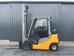 Jungheinrich TFG425s