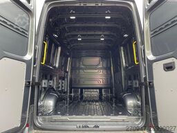 MAN TGE 3.180 L3H3 Kasten 4x4 AHK ACC LED NAV SITZHZ