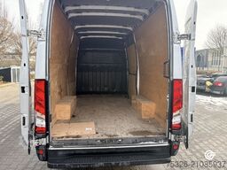 IVECO 35S14 A8 V, Schwingsitz