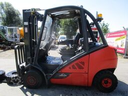 Linde H25D-02 - Triplex-Freihub 4,7m + Seitenschieber