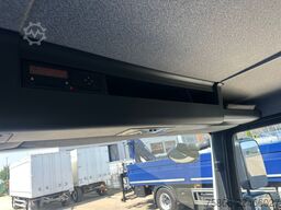 MAN 8.220 TGL BL Schiebeplane Hecktüren 4.10m