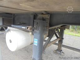 Vogelzang V0-STG 1 Axle + Dhollandia Lift + Carrier Vecto...