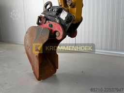 Caterpillar 301.8