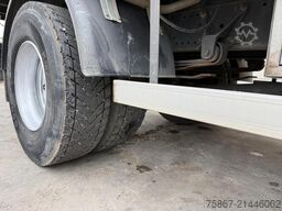 Mercedes-Benz Atego 1828