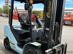 Hyster Yale UT35P Dieselstapler 2500kg, 4800mm, BJ 2019