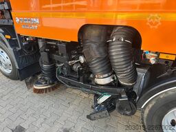 MERCEDES-BENZ ATEGO 1323 Kehrmaschine FAUN VIAJET