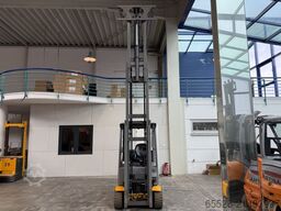 Jungheinrich EFG 320 / AKKU 2019 - 82 %