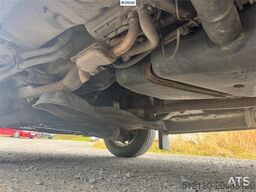 Mercedes-Benz Sprinter 316 w/ Lift