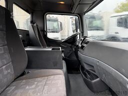 Mercedes-Benz Atego 813