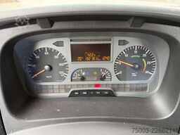Mercedes-Benz Atego 813