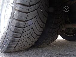 IVECO 72 C 17 Daily*4,2m Schiebeplane li Koffer re*LBW