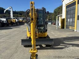 Komatsu PC35MR-3