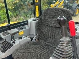 Komatsu PC58MR-5E0