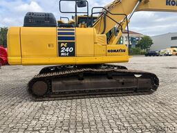 Komatsu PC240NLCD-11