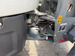 CLAAS Torion 738 T Sinus