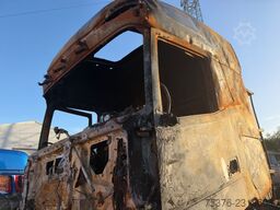 DAF XG + 480 FT Brandschaden