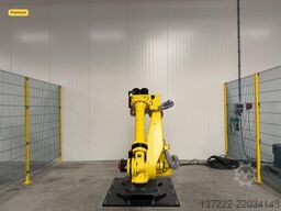 FANUC R-2000iC/210R