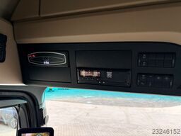 MERCEDES-BENZ Actros 2551 Abrollkipper Hyva