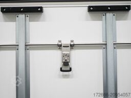 Blyss F1330HD | RAMPE | SEITENTÜR 305X146X180CM 1300KG KOFFERANHÄNGER