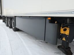 Schmitz Cargobull SKO 24 Rohrbahn Liftachse P-Kasten