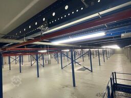 Lagerbühne 7000 m²